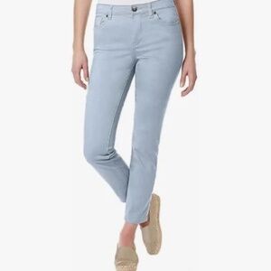 Buffalo David Bitton Aubrey mid rise super soft capri jeans